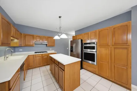5451 Mcdonough Road Hoffman Estates IL 60192
