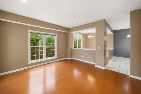 5451 Mcdonough Road Hoffman Estates IL 60192