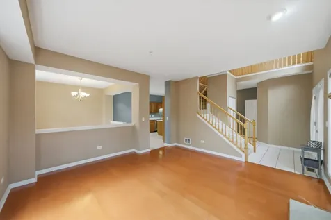 5451 Mcdonough Road Hoffman Estates IL 60192
