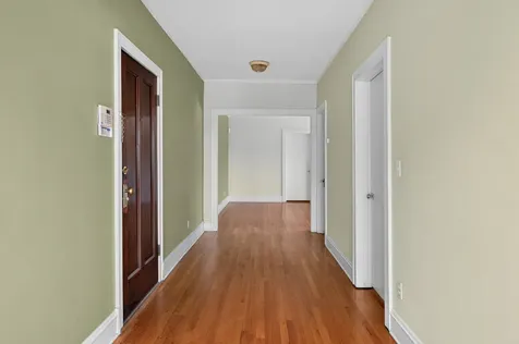 438 North Main Street Glen Ellyn IL 60137