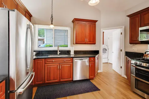 611 West Whiting Lane Arlington Heights IL 60004