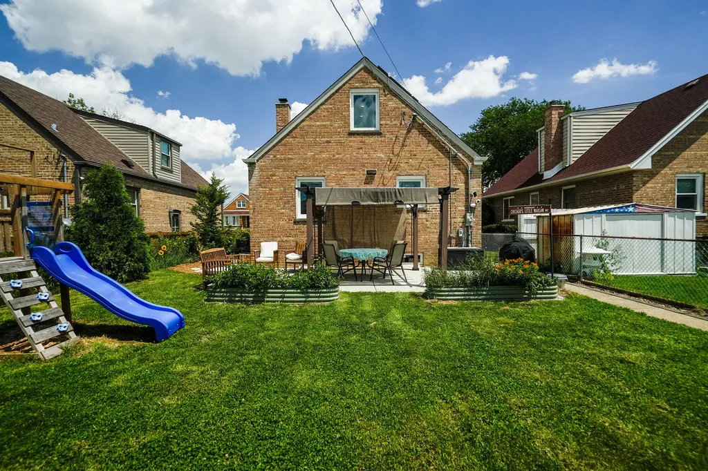 5750 South Normandy Avenue Chicago IL 60638