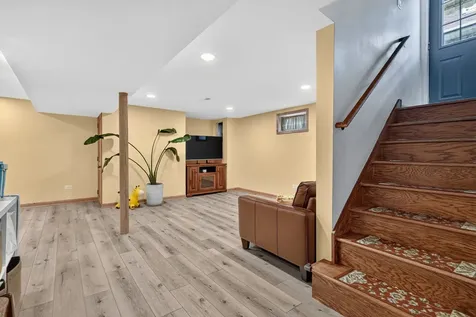 5750 South Normandy Avenue Chicago IL 60638