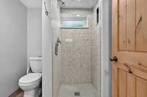 5750 South Normandy Avenue Chicago IL 60638