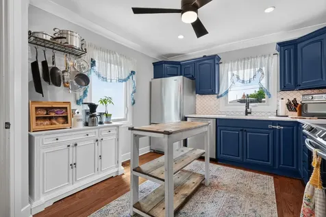 5750 South Normandy Avenue Chicago IL 60638