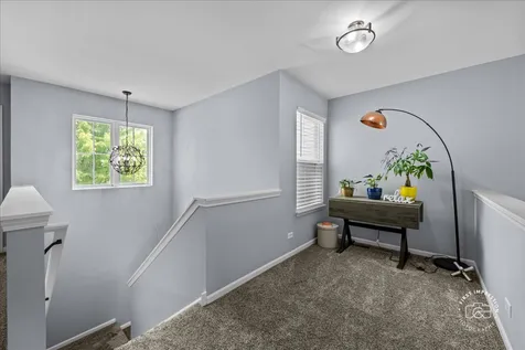 422 Acushnet Street Elgin IL 60124