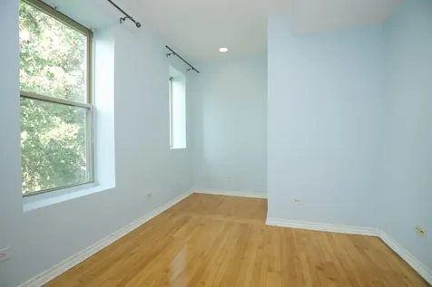 2537 North Kildare Avenue Chicago IL 60639