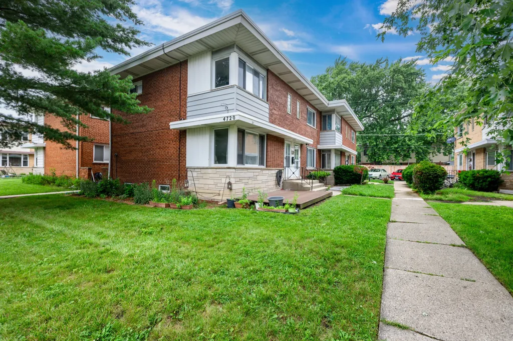 4720 Main Street Skokie IL 60076