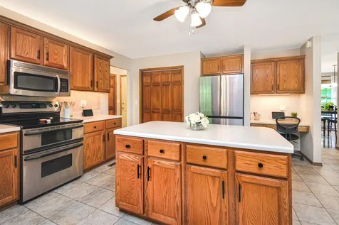 2411 Clarkson Lane Bloomington IL 61704