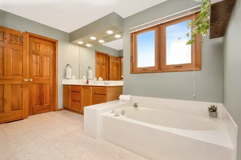 2411 Clarkson Lane Bloomington IL 61704