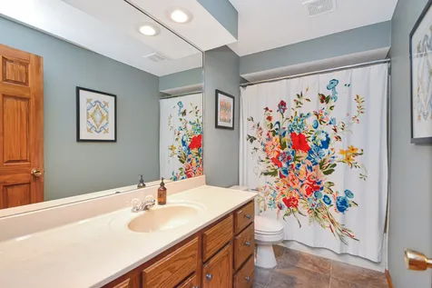 2411 Clarkson Lane Bloomington IL 61704
