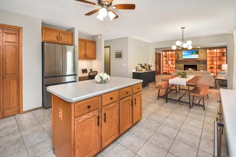 2411 Clarkson Lane Bloomington IL 61704