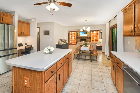 2411 Clarkson Lane Bloomington IL 61704