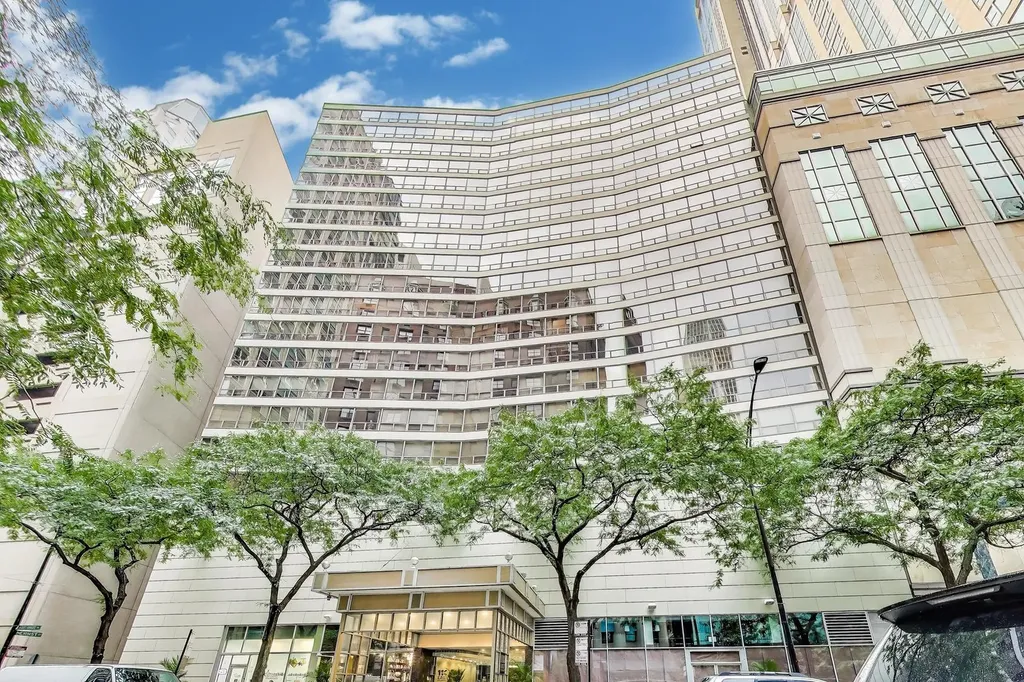 110 East Delaware Place Chicago IL 60611