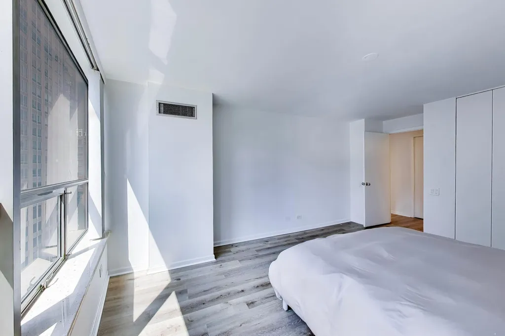 110 East Delaware Place Chicago IL 60611