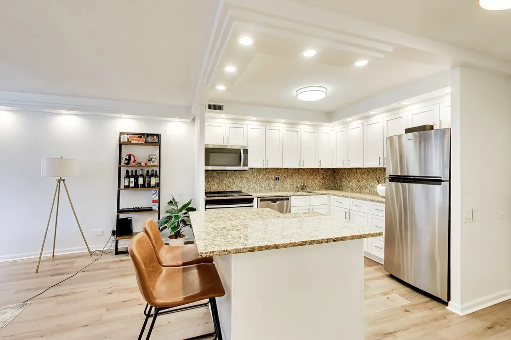 110 East Delaware Place Chicago IL 60611