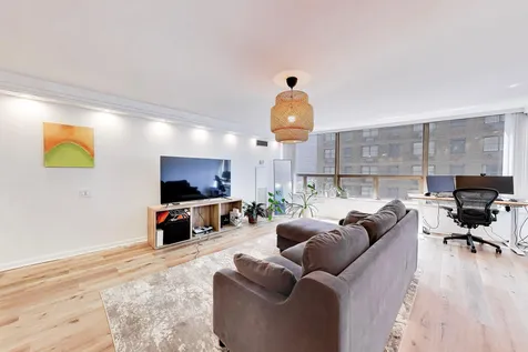 110 East Delaware Place Chicago IL 60611