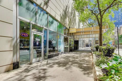 110 East Delaware Place Chicago IL 60611