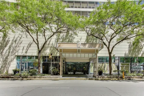 110 East Delaware Place Chicago IL 60611