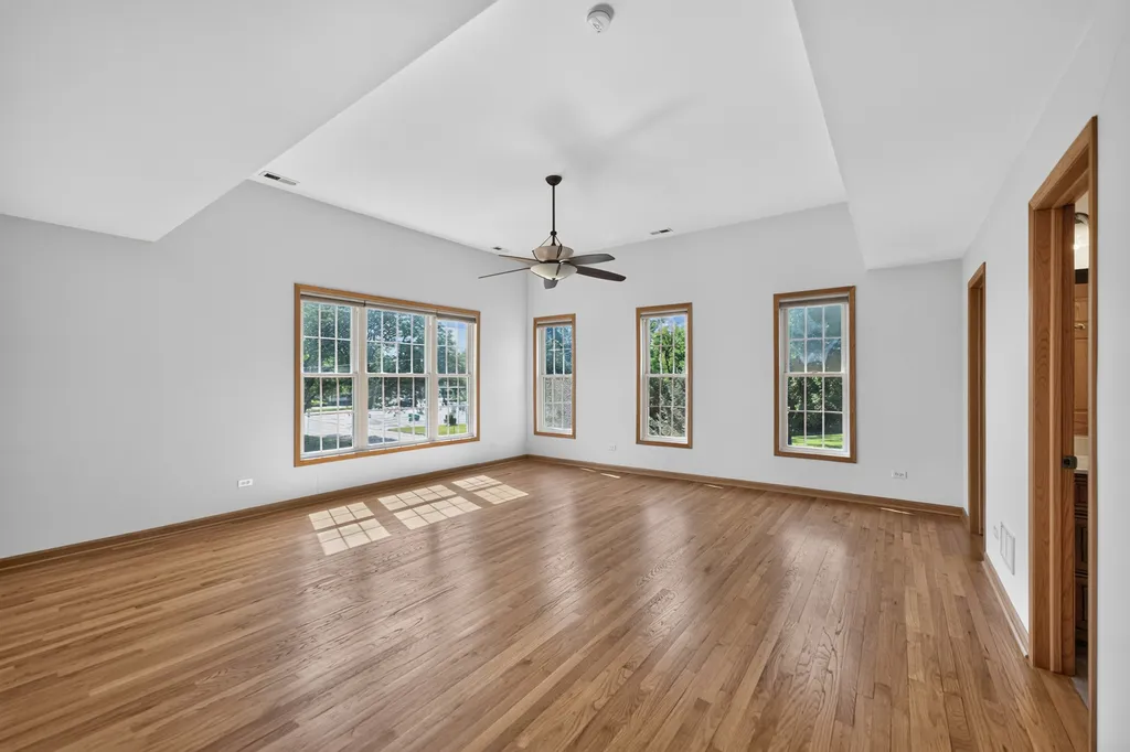 1142 South Cornell Avenue Villa Park IL 60181