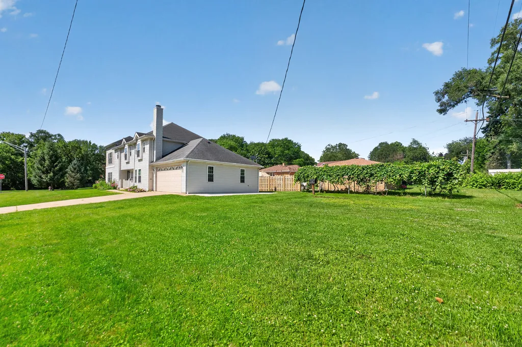1142 South Cornell Avenue Villa Park IL 60181