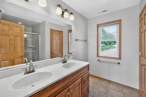 1142 South Cornell Avenue Villa Park IL 60181