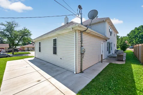 1142 South Cornell Avenue Villa Park IL 60181