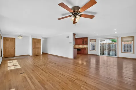1142 South Cornell Avenue Villa Park IL 60181