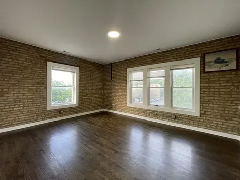 3935 West Division Street Chicago IL 60651