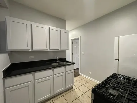 3935 West Division Street Chicago IL 60651