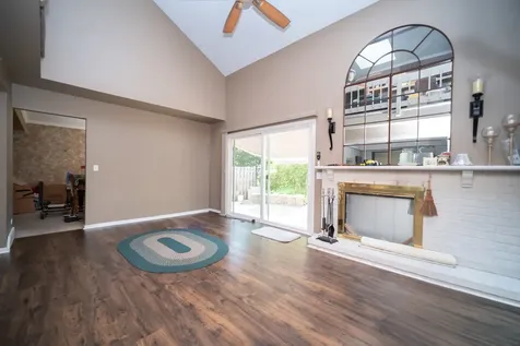 836 Golf Course Road Crystal Lake IL 60014