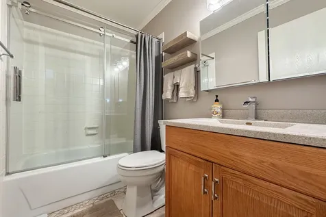 836 Golf Course Road Crystal Lake IL 60014