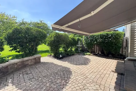 836 Golf Course Road Crystal Lake IL 60014