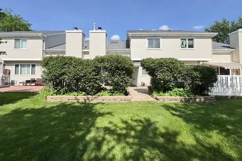 836 Golf Course Road Crystal Lake IL 60014