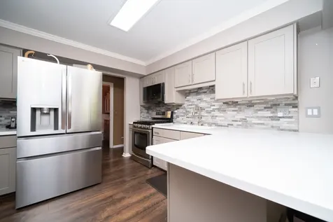 836 Golf Course Road Crystal Lake IL 60014