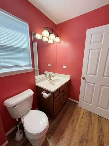 611 Charolotte Lane Oswego IL 60543