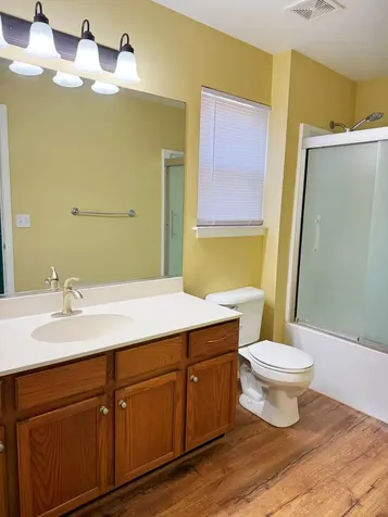 611 Charolotte Lane Oswego IL 60543