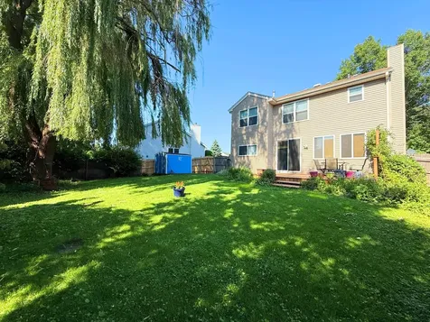 611 Charolotte Lane Oswego IL 60543