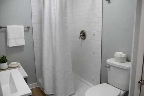 2146 West 21 Street Chicago IL 60608