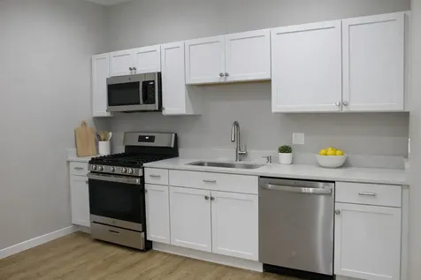 2146 West 21 Street Chicago IL 60608