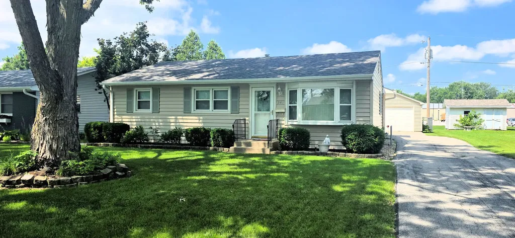 347 South Douglas Drive Bradley IL 60915