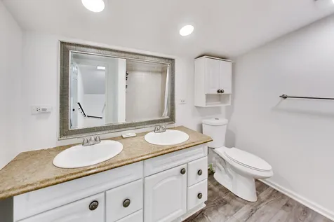 232 East Village Drive Northlake IL 60164