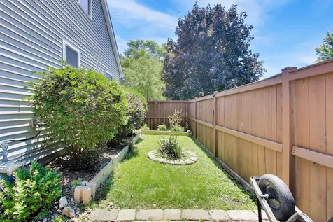 232 East Village Drive Northlake IL 60164