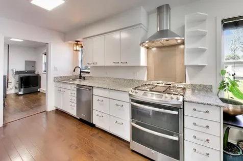 232 East Village Drive Northlake IL 60164