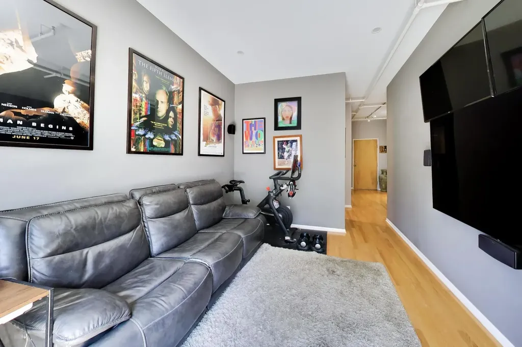 520 West Huron Street Chicago IL 60654