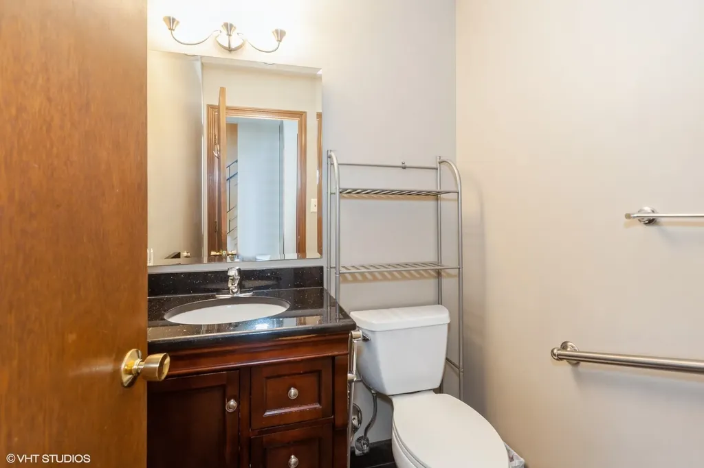 145 Rumsey Place Westmont IL 60559