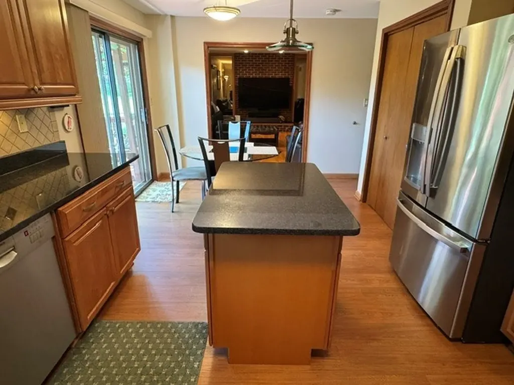 145 Rumsey Place Westmont IL 60559