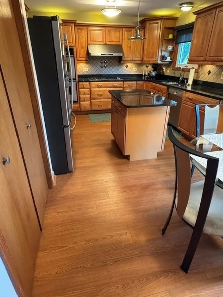 145 Rumsey Place Westmont IL 60559