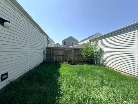 902 Symphony Drive Aurora IL 60504