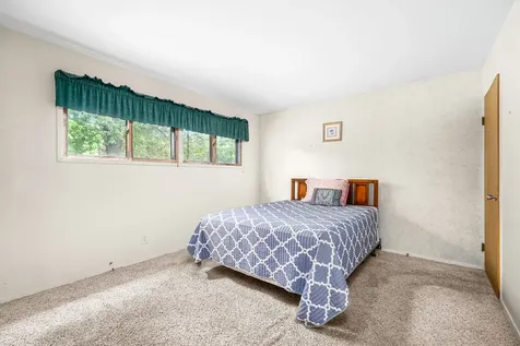 15247 Ridgeway Avenue Midlothian IL 60445